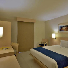 Отель City Express Playa del Carmen 2* Стандартный номер с различными типами кроватей фото 2