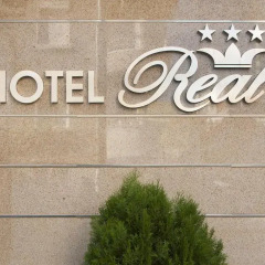 Отель Real Болгария, Пловдив - отзывы, цены и фото номеров - забронировать отель Real онлайн интерьер отеля фото 2
