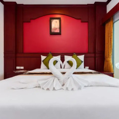 Отель Art Mansion Patong 3* Улучшенный номер двуспальная кровать фото 2
