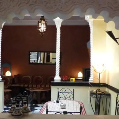 Отель Riad Les Portes De La Medina развлечения