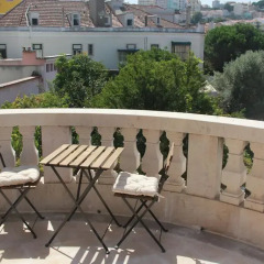 Sant Jordi Hostel Lisbon балкон