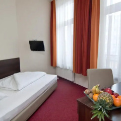 Novum Hotel Eleazar City Center 3* Стандартный номер двуспальная кровать фото 2