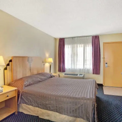 Отель Travelodge Las Vegas Strip North 2* Стандартный номер с различными типами кроватей фото 3