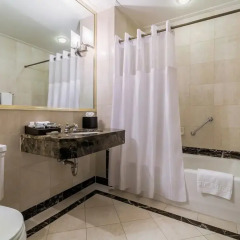 Avalon Hotel 4* Люкс с различными типами кроватей фото 5