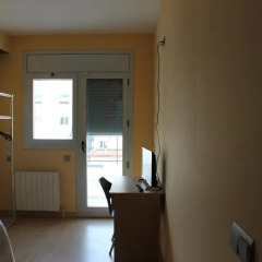 Отель Hostal Cal Siles Испания, Эль-Прат-де-Льобрегат - отзывы, цены и фото номеров - забронировать отель Hostal Cal Siles онлайн удобства в номере