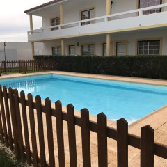 Отель Casa do Baleal бассейн