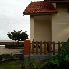 Отель HaiDuong Intourco Resort 3* Вилла Делюкс с различными типами кроватей фото 6