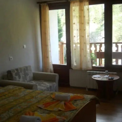 Отель Guest House Shareniya Most Чепеларе комната для гостей фото 2