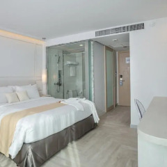 The Bloc Hotel 4* Номер Делюкс с двуспальной кроватью фото 6