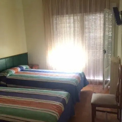 Отель Hostal Restaurante Río Ubierna комната для гостей фото 3