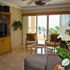 Отель Medano Beach Villas Кабо-Сан-Лукас комната для гостей фото 4
