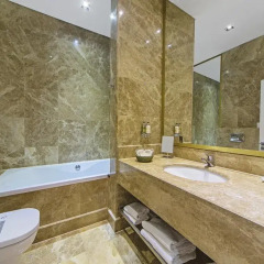 Отель Misafir Suites 8 Istanbul 4* Люкс с различными типами кроватей фото 4