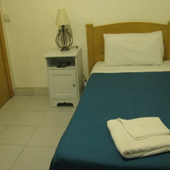 Отель Hostal Elkano Стандартный номер фото 4
