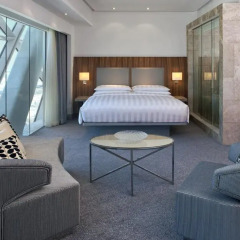 Отель Andaz Capital Gate Abu Dhabi – a concept by Hyatt 5* Стандартный номер с различными типами кроватей фото 3