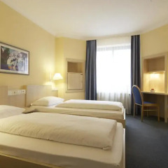 Отель IntercityHotel Nürnberg 3* Стандартный номер с 2 отдельными кроватями фото 2