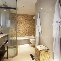 Отель Dusit Thani Laguna Phuket 5* Номер Делюкс с двуспальной кроватью фото 3