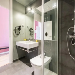 Отель Madrid SmartRentals Puerta del Sol Испания, Мадрид - отзывы, цены и фото номеров - забронировать отель Madrid SmartRentals Puerta del Sol онлайн ванная фото 2