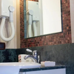 Отель Best Suites Trevi 4* Номер Делюкс с различными типами кроватей фото 6