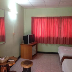 Отель Lovely Lanta Resort Стандартный номер с 2 отдельными кроватями фото 2