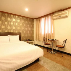 Hotel New World 3* Стандартный номер с различными типами кроватей фото 3