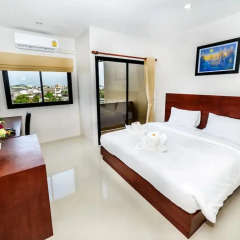 Отель The Topaz Residence 3* Номер Делюкс с разными типами кроватей