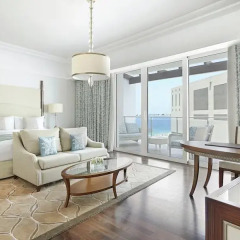 Отель Waldorf Astoria Dubai Palm Jumeirah 5* Улучшенный номер с различными типами кроватей фото 3