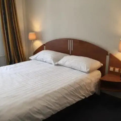 Admiral Hotel 3* Стандартный номер с двуспальной кроватью фото 15