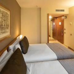 Отель Catalonia La Pedrera 4* Полулюкс с различными типами кроватей фото 3