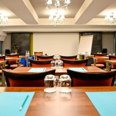 Отель HOF Hotel Литва, Каунас - 5 отзывов об отеле, цены и фото номеров - забронировать отель HOF Hotel онлайн гостиничный бар