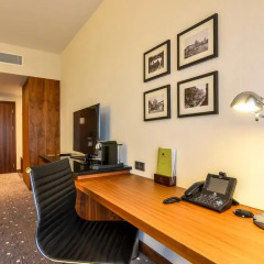 DoubleTree by Hilton Hotel Lodz 4* Стандартный номер с различными типами кроватей фото 6