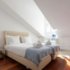 Отель Luxury Suites Liberdade Апартаменты с различными типами кроватей фото 7