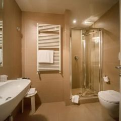 Hotel De La Ville 4* Стандартный номер с различными типами кроватей фото 3