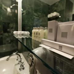 Bentley Hotel 4* Стандартный номер разные типы кроватей фото 6