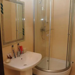 Гостиница Lakki Hotel Казахстан, Нур-Султан - отзывы, цены и фото номеров - забронировать гостиницу Lakki Hotel онлайн ванная