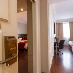 Отель Unique Executive Chateau 4* Стандартный номер с двуспальной кроватью