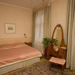 Hotel Polonia 3* Стандартный номер с двуспальной кроватью фото 7