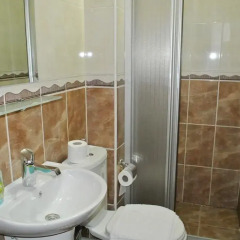 Emirhan Inn Apartment Турция, Стамбул - 4 отзыва об отеле, цены и фото номеров - забронировать отель Emirhan Inn Apartment онлайн ванная