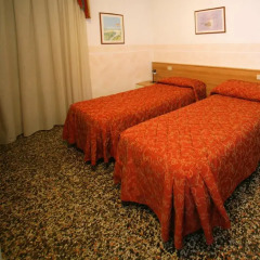 Hotel Assarotti 2* Стандартный номер с разными типами кроватей фото 3