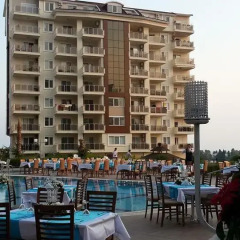 Апартаменты Sea View Studio in Orion Garden Студия с различными типами кроватей фото 31