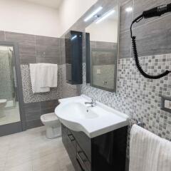 Hotel Anfiteatro Flavio 3* Стандартный номер с различными типами кроватей фото 12
