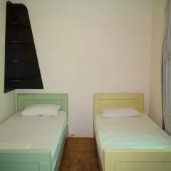 Гостиница Holiday Home On Kuybysheva Коттедж с различными типами кроватей фото 28