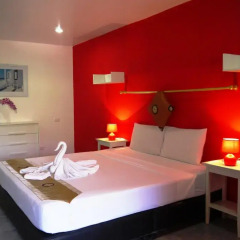 Surin Sweet Hotel 3* Улучшенный номер с двуспальной кроватью фото 3