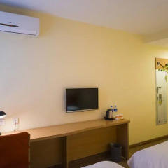 Отель Home Inn Shanghai Pudong Airport Free Trading Area Китай, Шанхай - отзывы, цены и фото номеров - забронировать отель Home Inn Shanghai Pudong Airport Free Trading Area онлайн удобства в номере фото 2