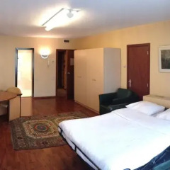 Отель B-aparthotel Montgomery 4* Апартаменты с различными типами кроватей фото 3