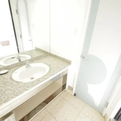 Hotel Imalle Yokohama Isezakicho - Hostel Номер Делюкс с двуспальной кроватью фото 19