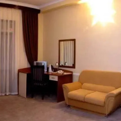 Отель Diplomat Baku 3* Люкс с различными типами кроватей фото 3