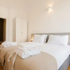 Отель Feels Like Home Chiado Prime Suites 3* Стандартный номер с различными типами кроватей фото 7