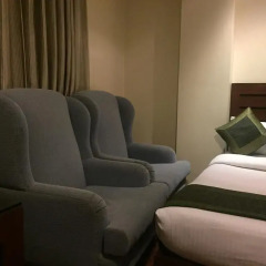 Hotel Aura 3* Стандартный семейный номер с двуспальной кроватью фото 6