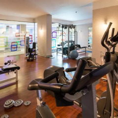 Elite Hotel Dragos фитнесс-зал