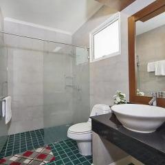 Отель Karon Hill Villa 20 Пхукет ванная